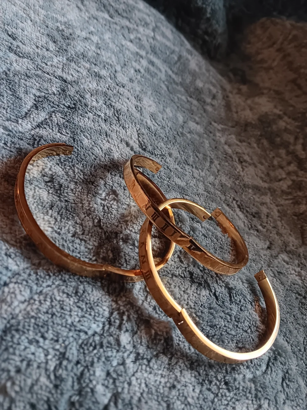 18 k gold plated bracelet romanos numeral engraved